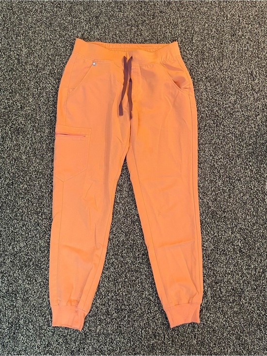 Figs Pants - Figs Woman’s Zamora Jogger Scrub Pants Papaya